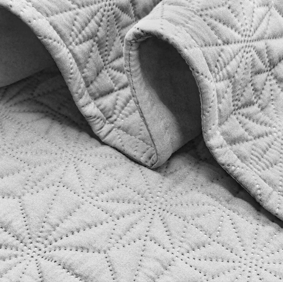 Mocaletto Bedding New Mocaletto Luxury 2 Piece Gray Twin Size Quilt